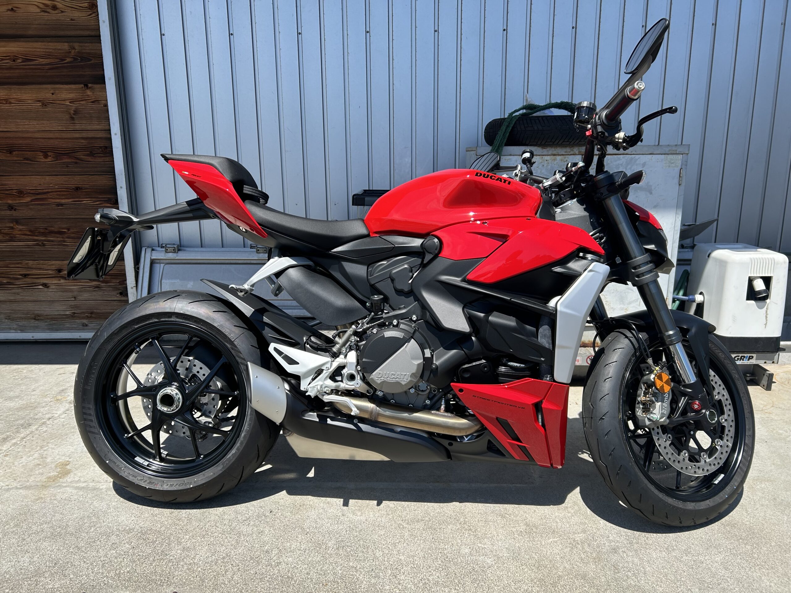 DUCATI Streetfighter V2 - CORSA m.c |（有）コルサモーターサイクル